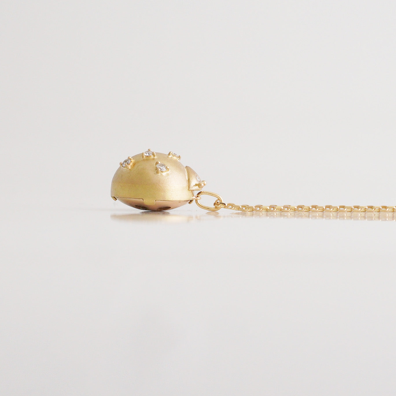 No.11 Ladybug Pendant (K18)