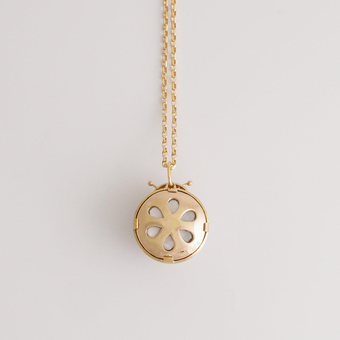 No.11 Ladybug Pendant (K18)
