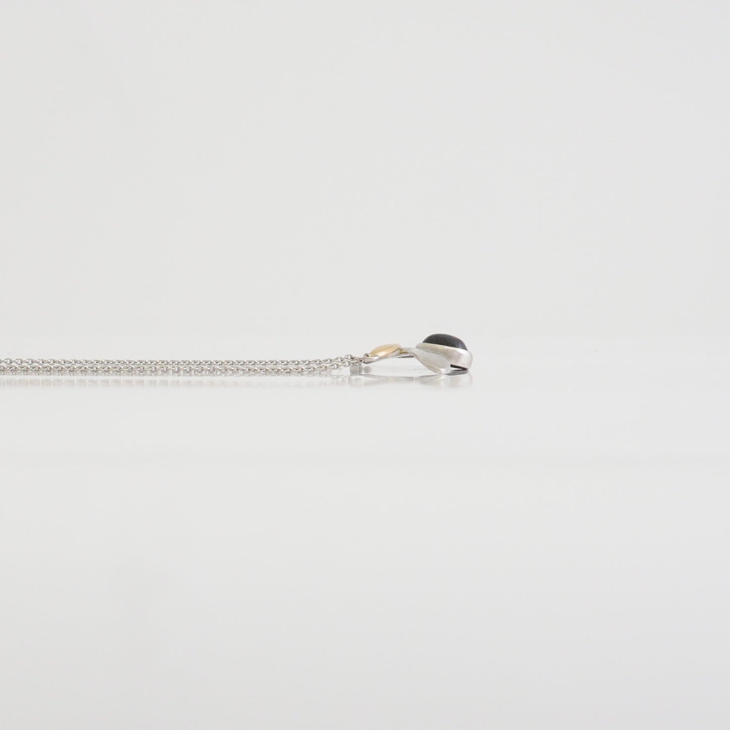 No.65 Olive 9 Pendant (PT900/K18)